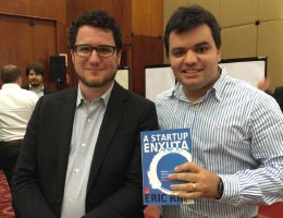 Foto de Gustavo Couto e Eric Ries